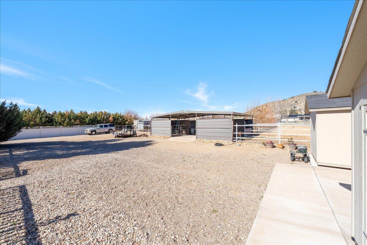 DIAMOND VALLEY ACRES - Residential