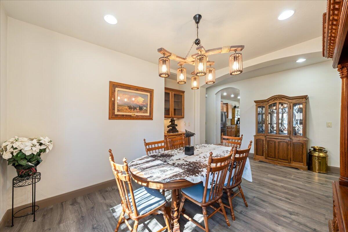 DIAMOND VALLEY ACRES - Residential