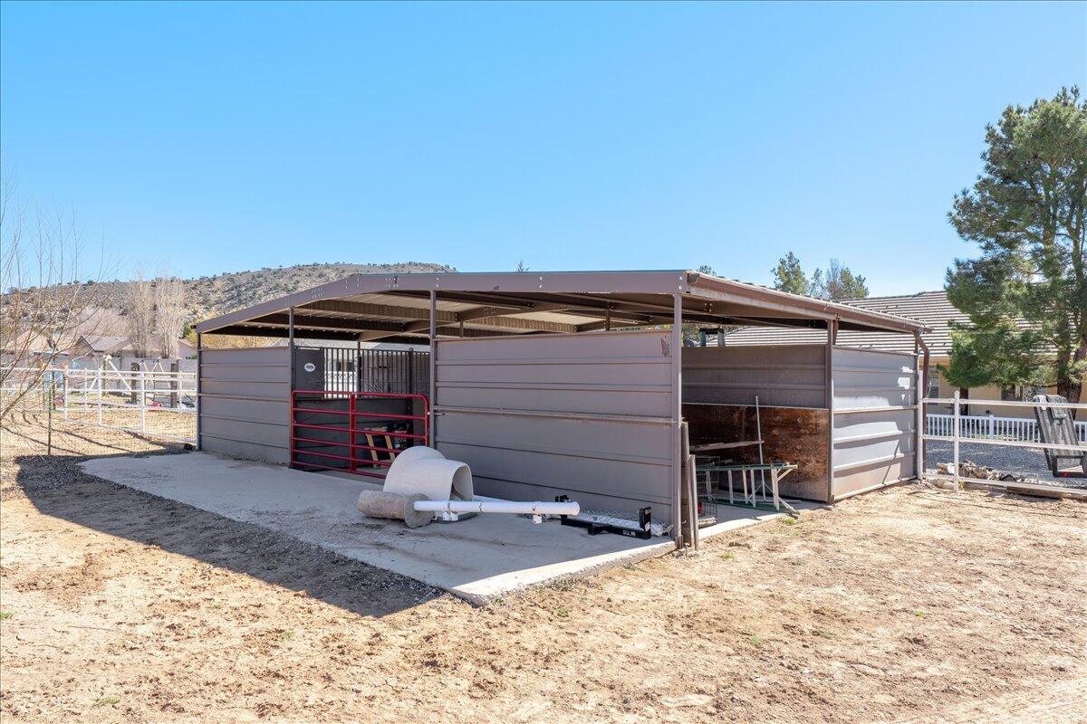 DIAMOND VALLEY ACRES - Residential