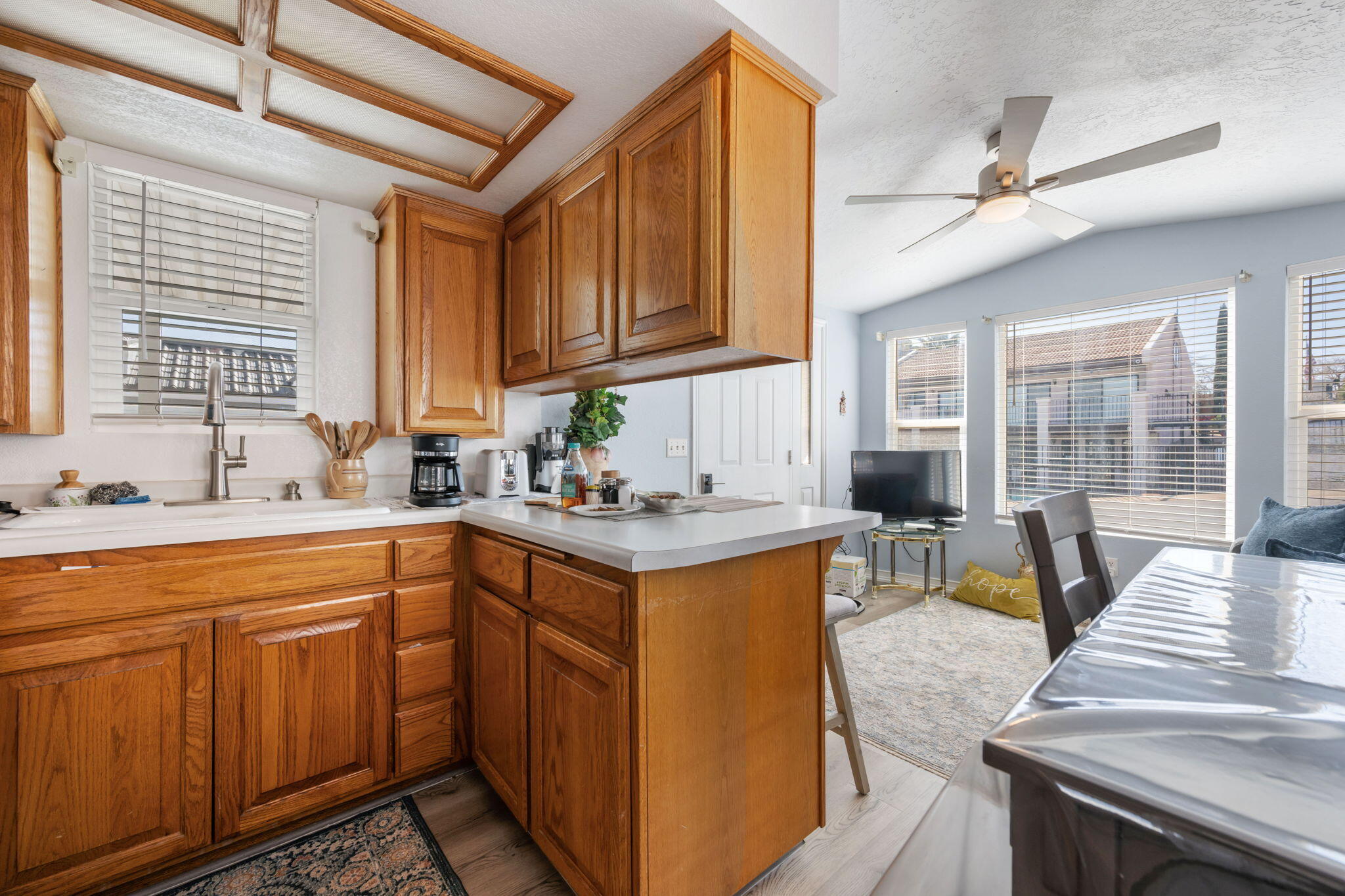 TWIN LAKES RV PARK - Residential