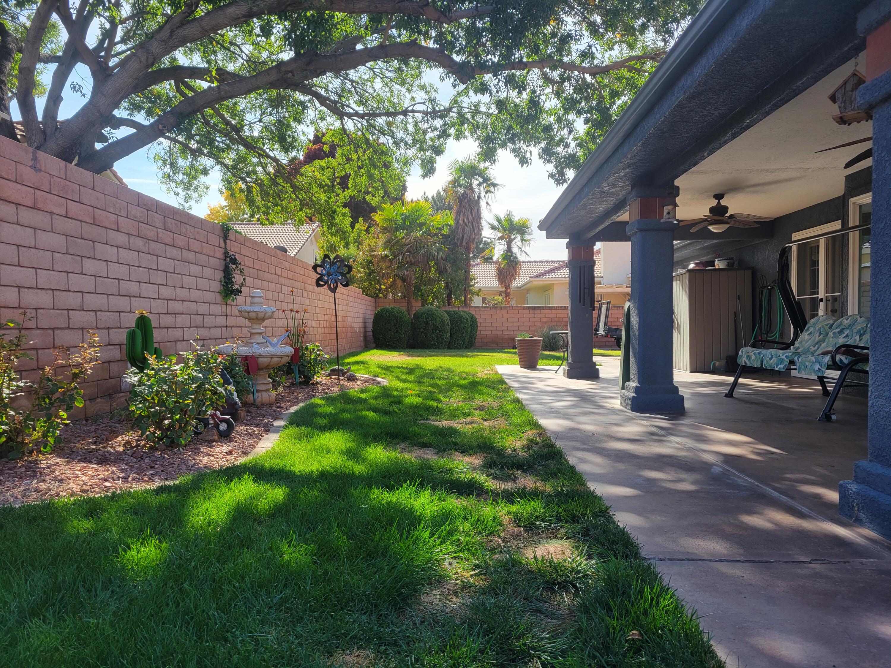 RANCHO BLOOMINGTON - Residential