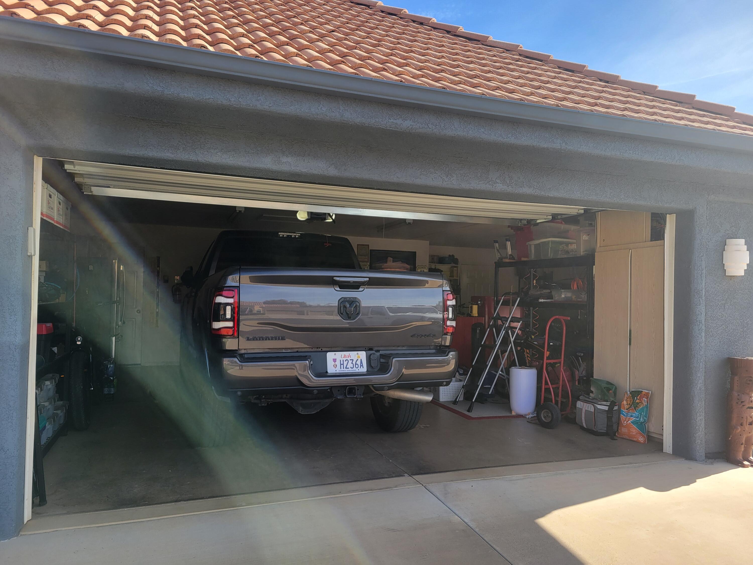 RANCHO BLOOMINGTON - Residential