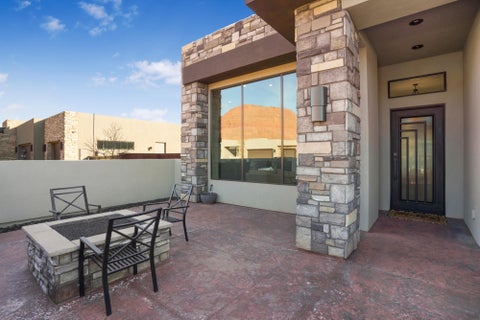 Tiny photo for 513 W 80 S, Ivins, UT 84738 (MLS # 26-276073)