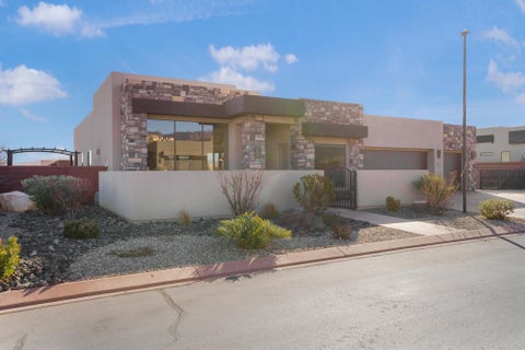Tiny photo for 513 W 80 S, Ivins, UT 84738 (MLS # 26-276073)