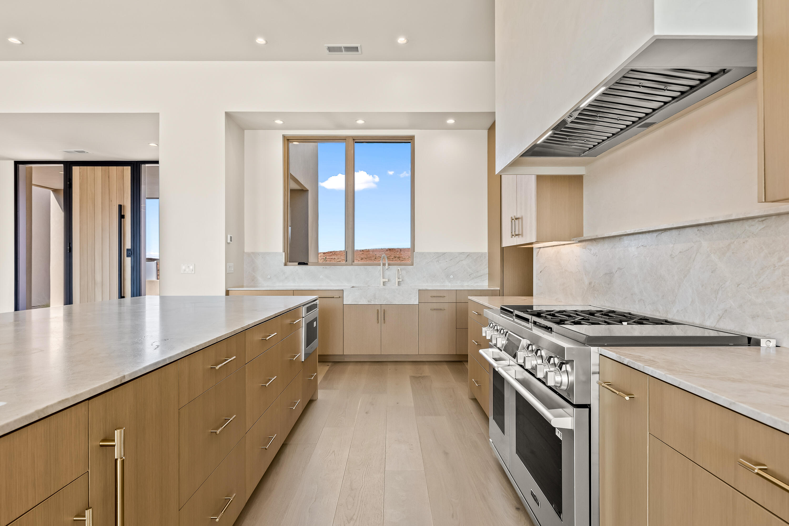 ESTATES AT SAND HOLLOW - Residential