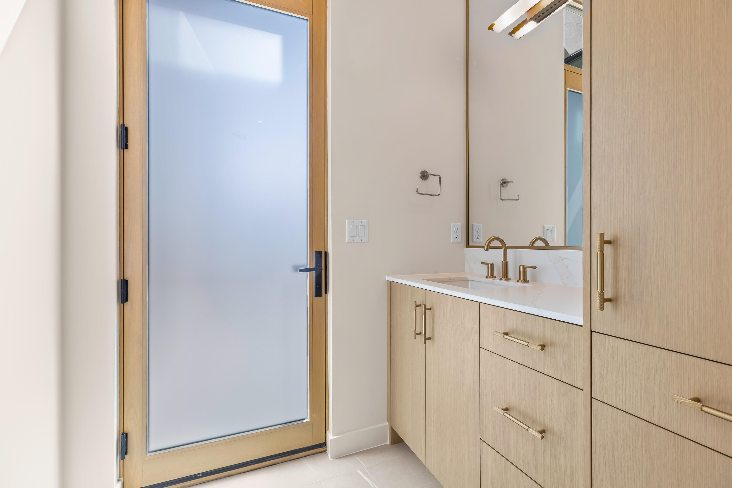 ESTATES AT SAND HOLLOW - Residential