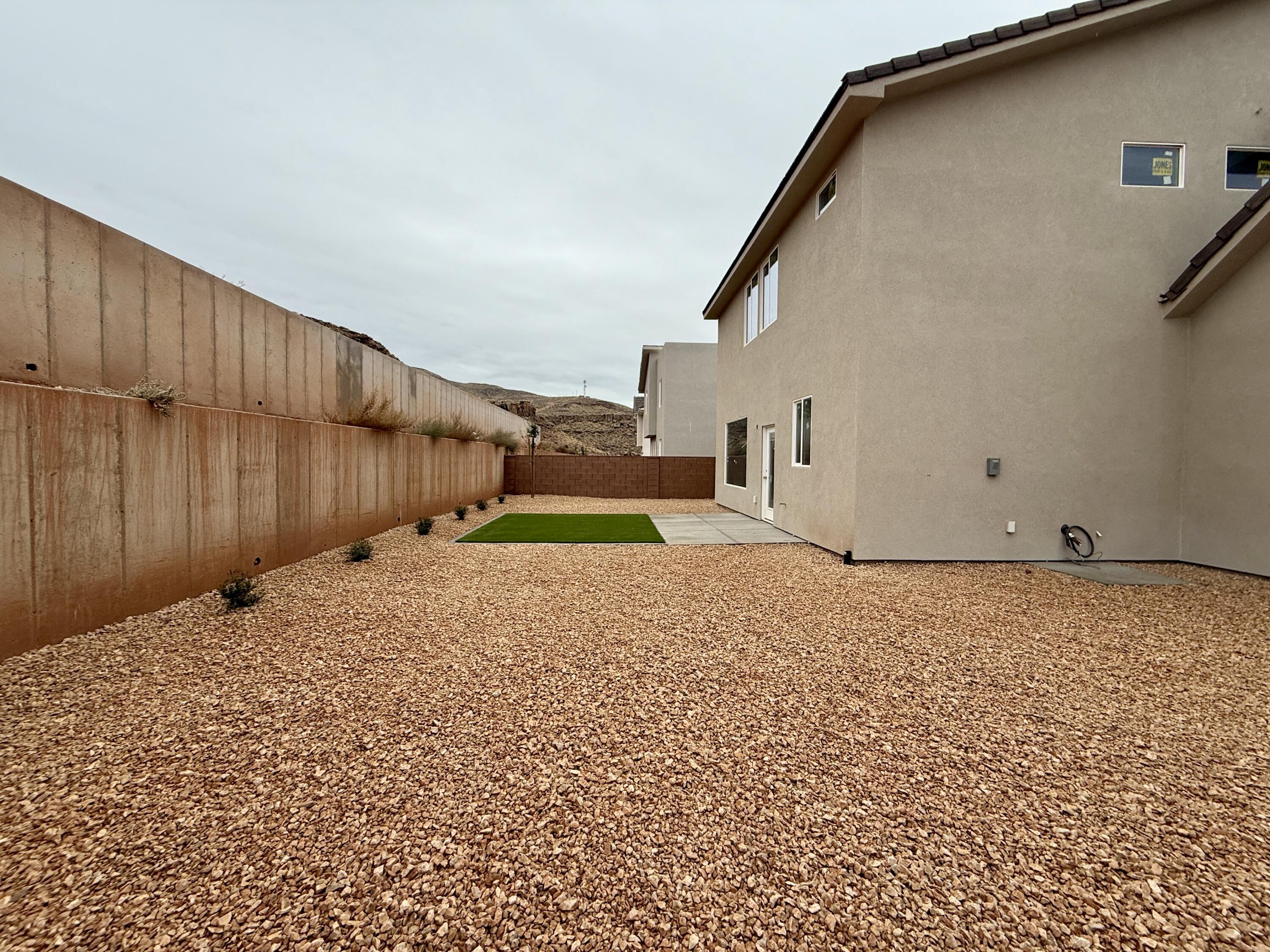 DESERT RESERVE - Residential