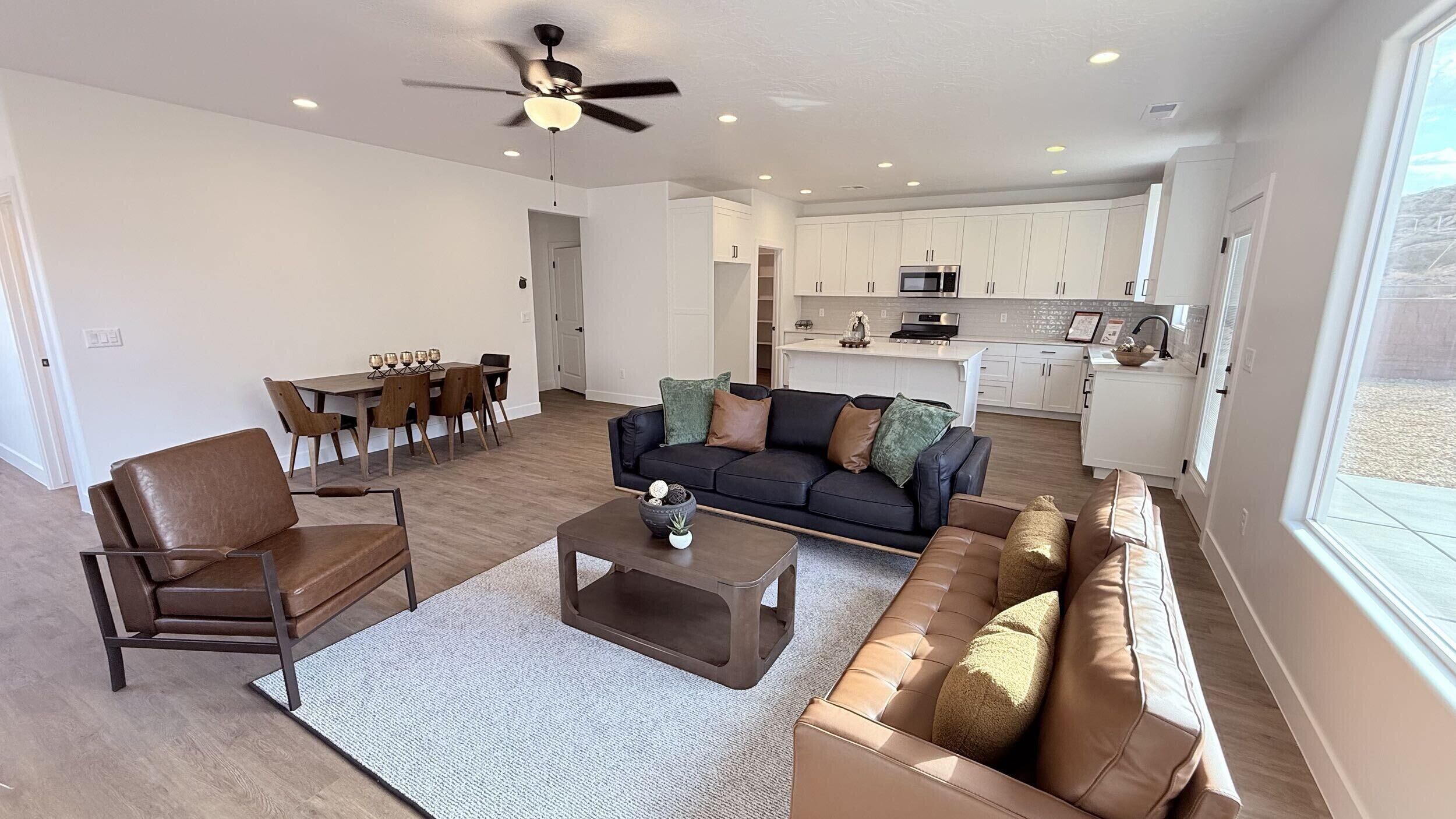 DESERT RESERVE - Residential