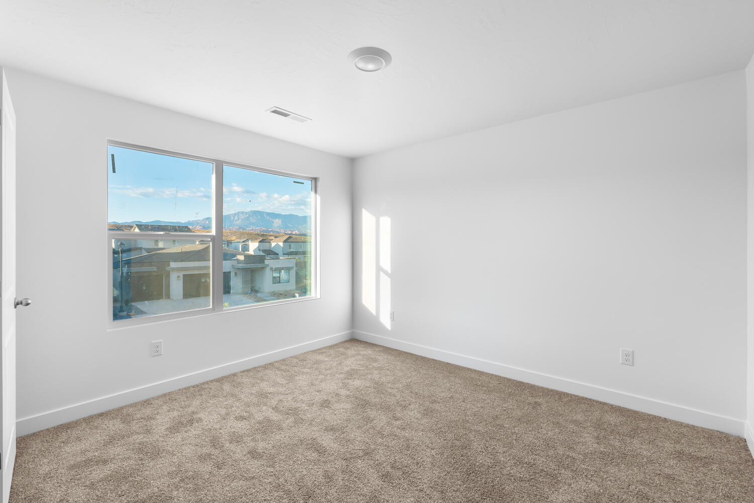 STANDING ROCK WEST AT LONG VALLEY - Residential