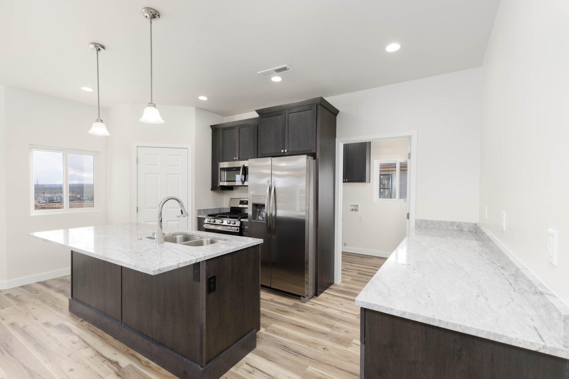 CEDAR POINT - Residential