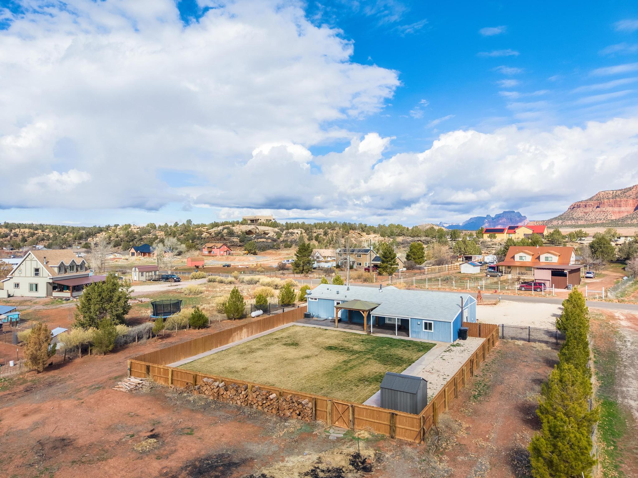 APPLE VALLEY RANCH - Residential