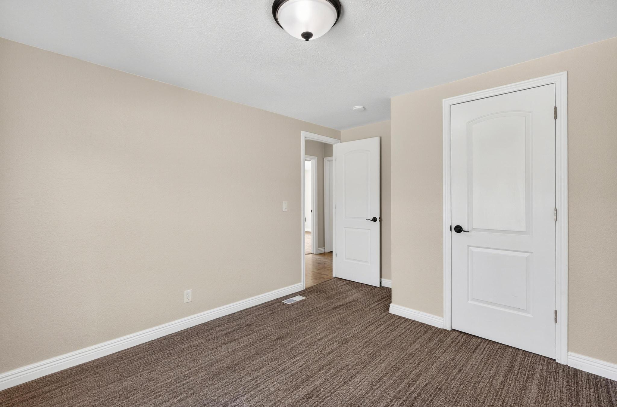 APPLE VALLEY RANCH - Residential