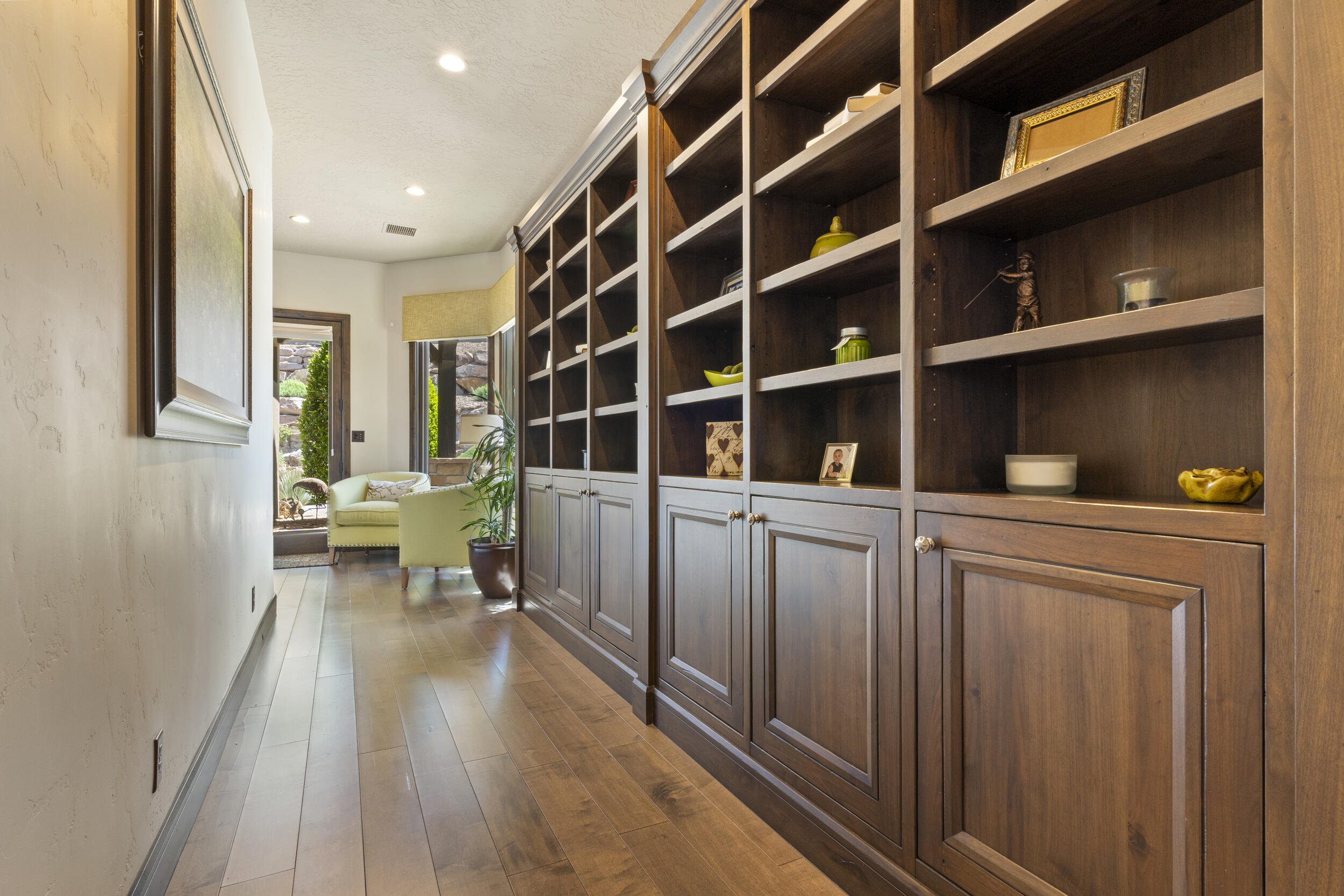 STONE CLIFF - Residential