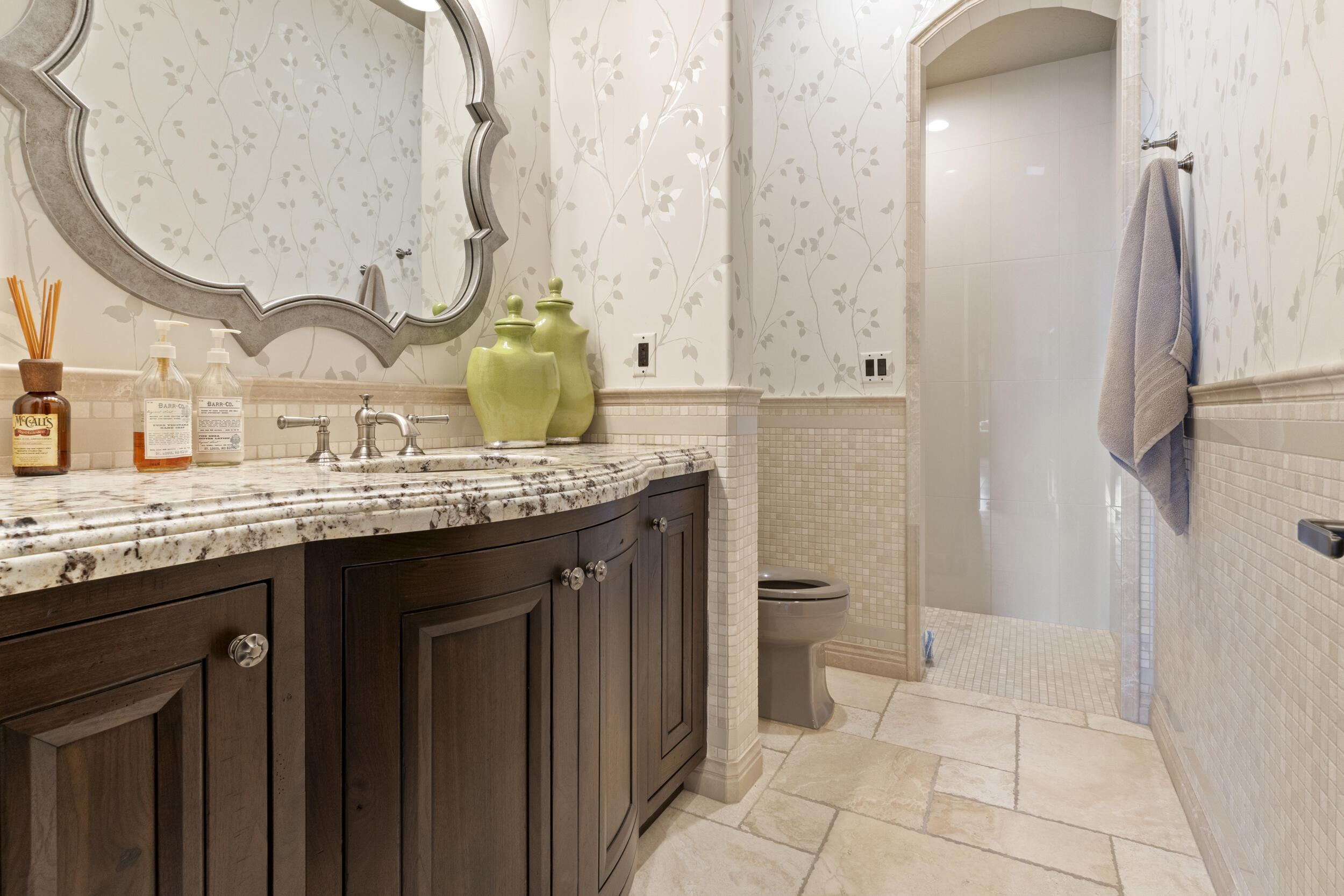 STONE CLIFF - Residential