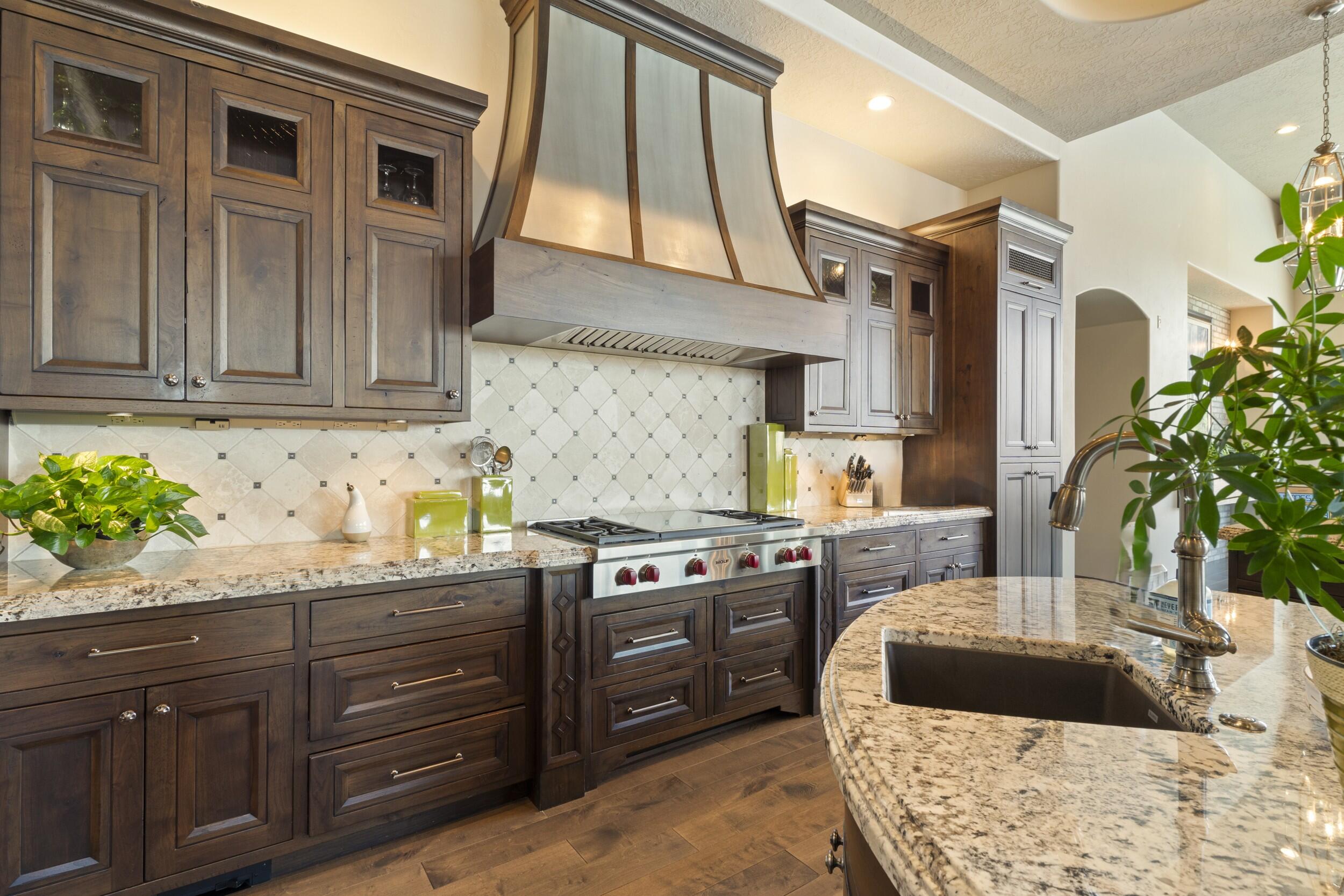 STONE CLIFF - Residential