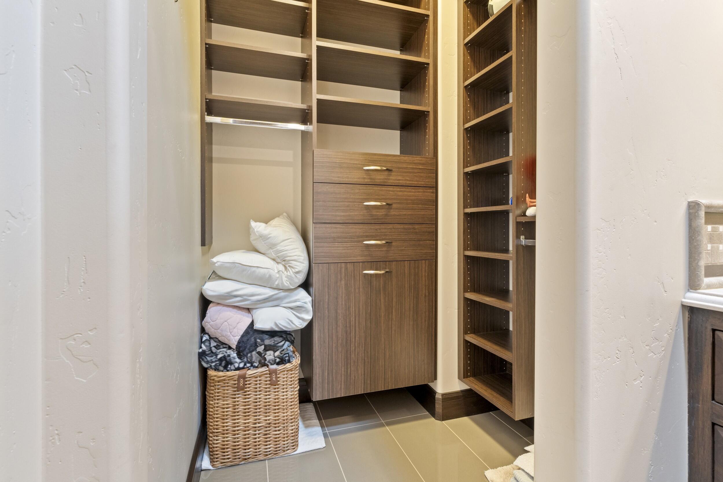 STONE CLIFF - Residential