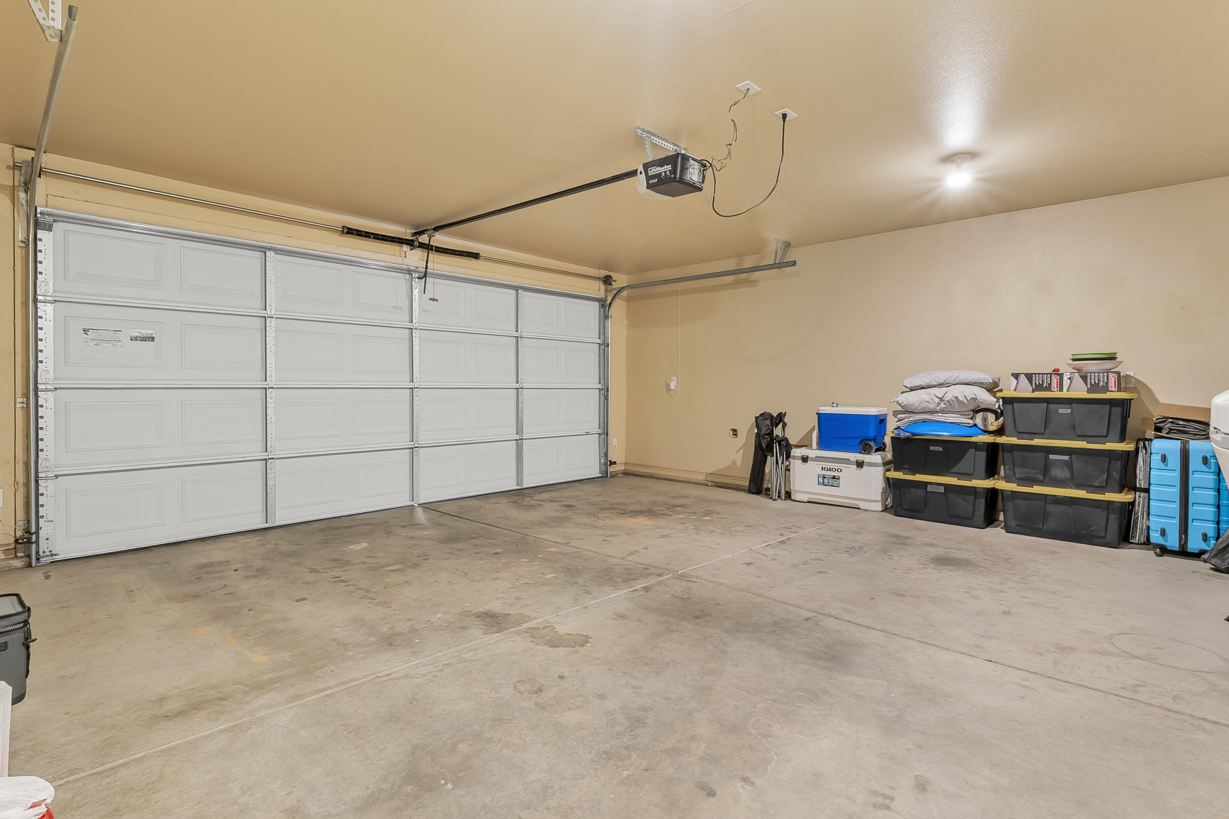 FOX COVE - Residential