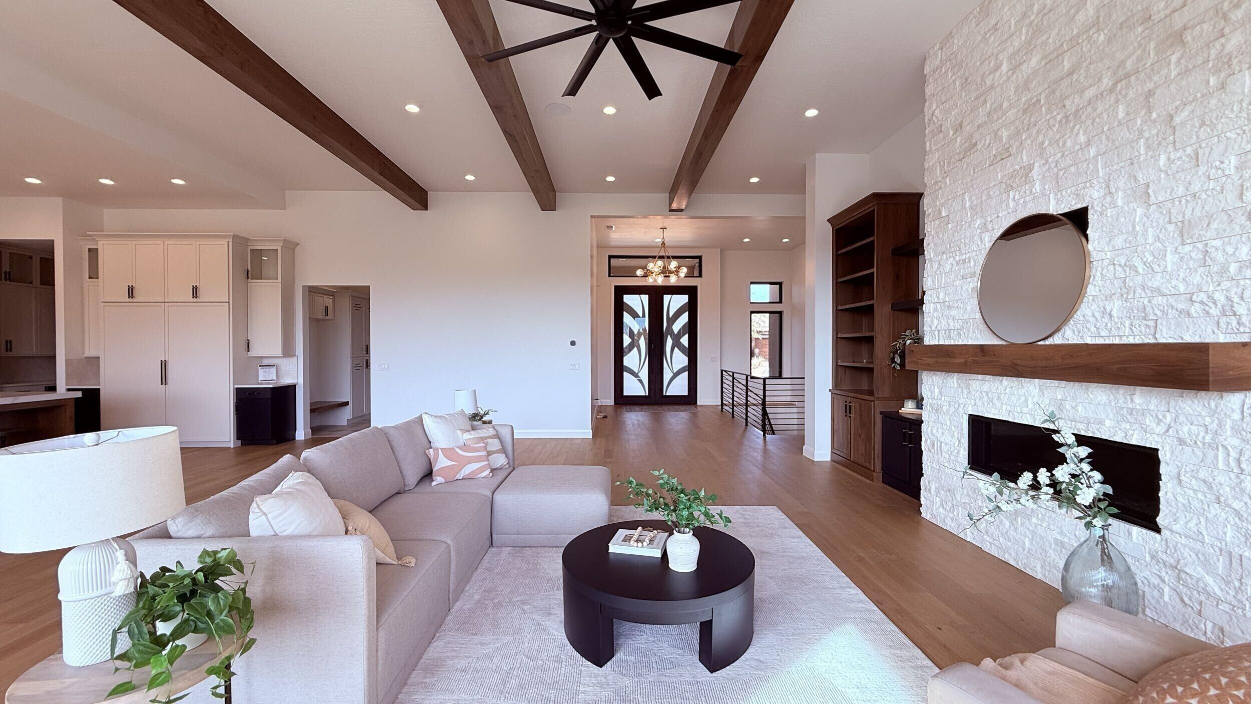 LEDGES OF ST GEORGE - Residential