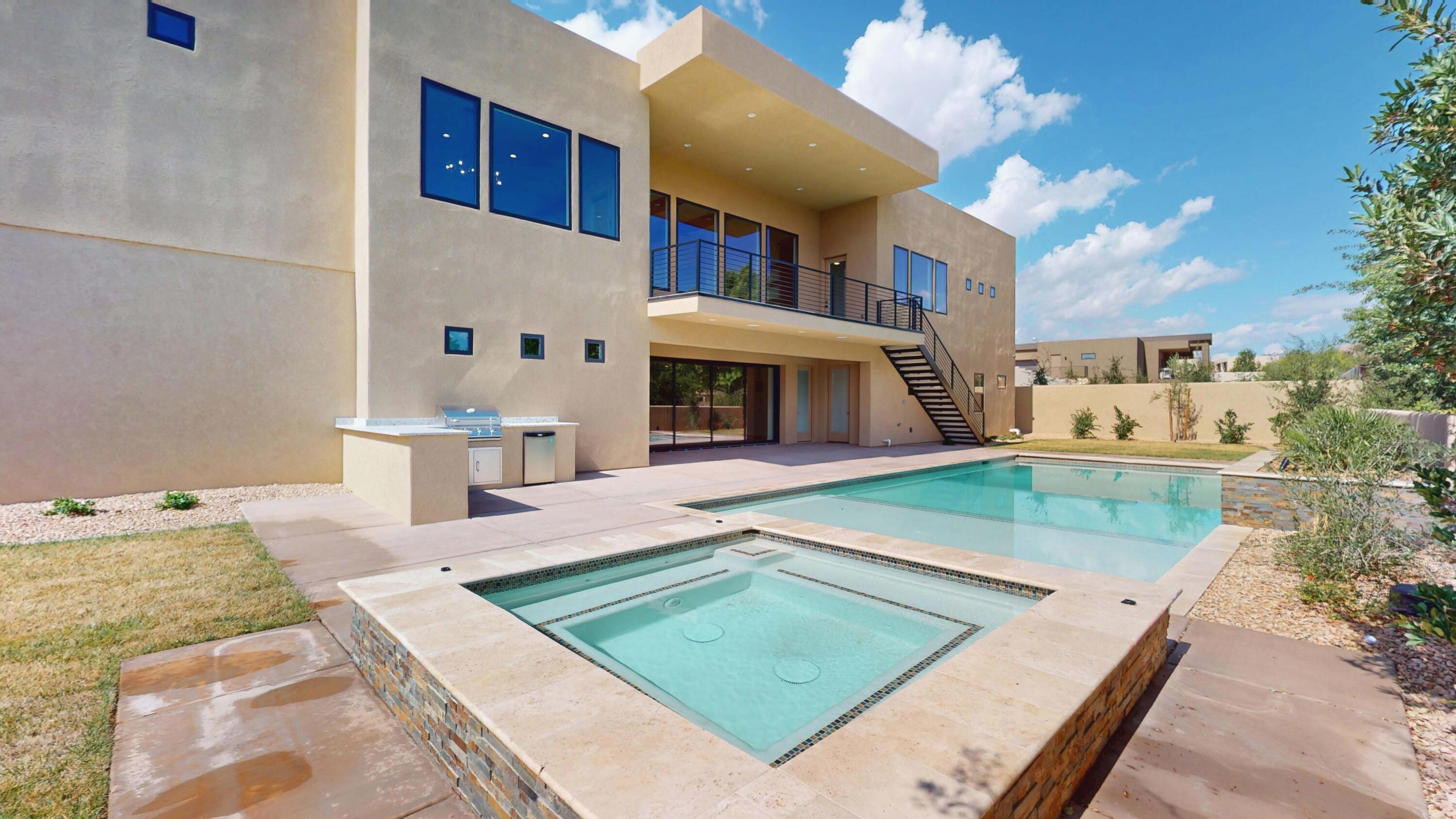 LEDGES OF ST GEORGE - Residential