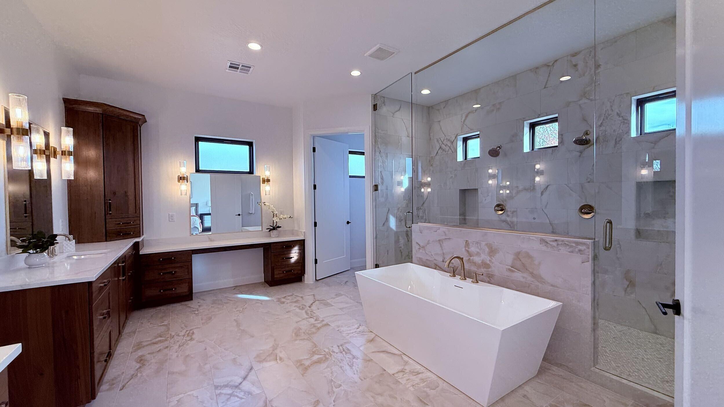 LEDGES OF ST GEORGE - Residential