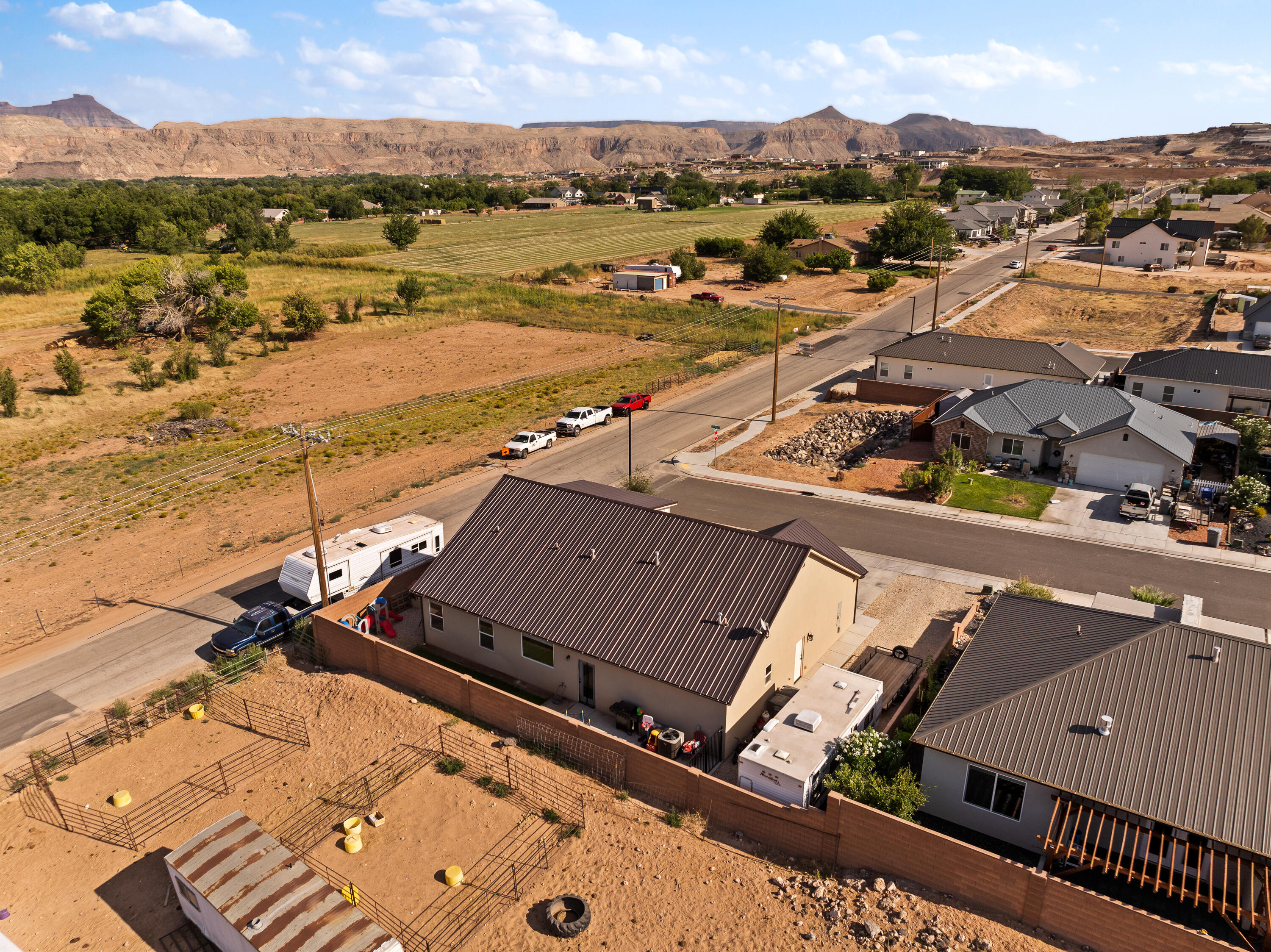 POINT BREAK - Residential