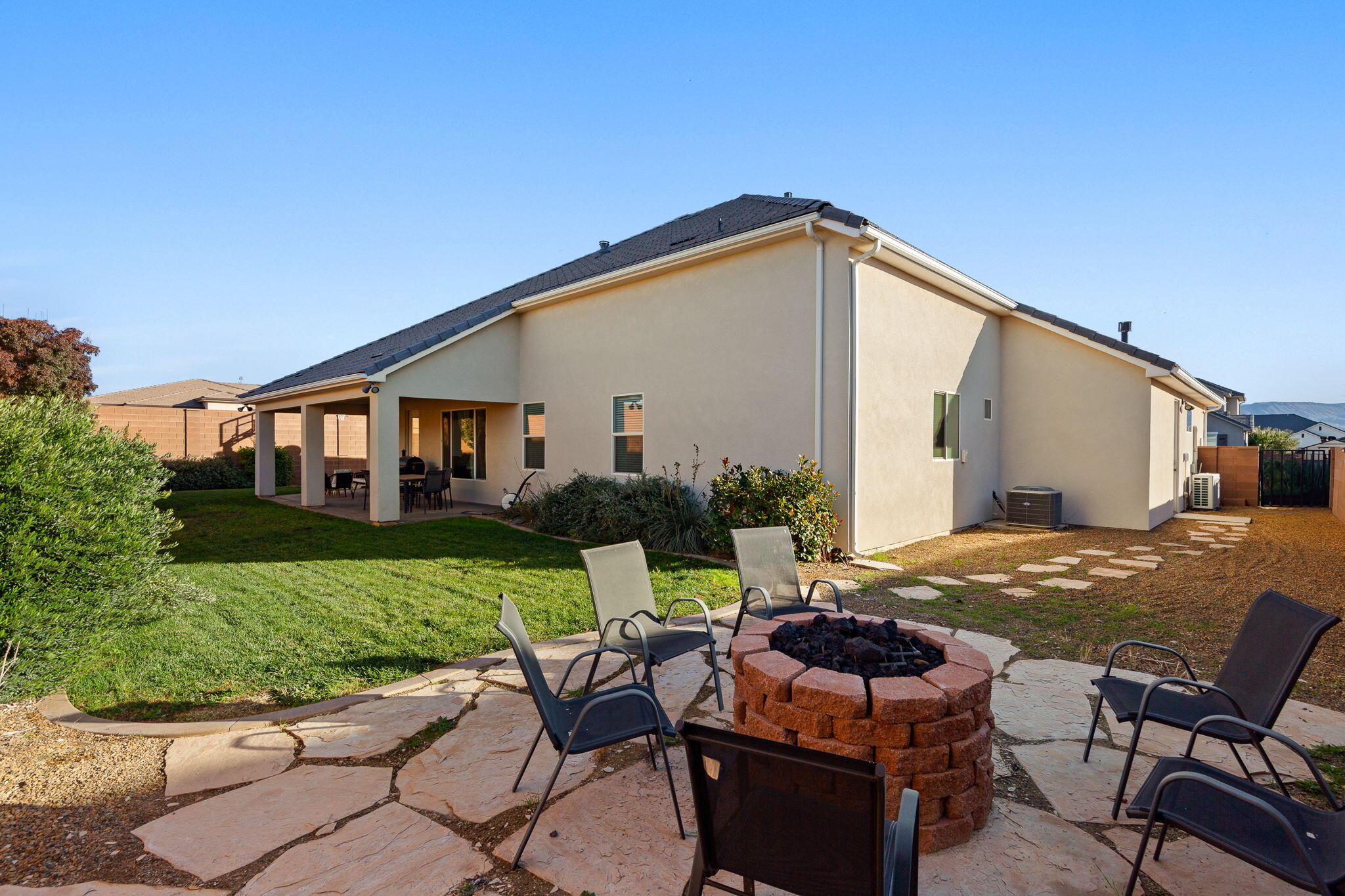 DESERT HEIGHTS - Residential