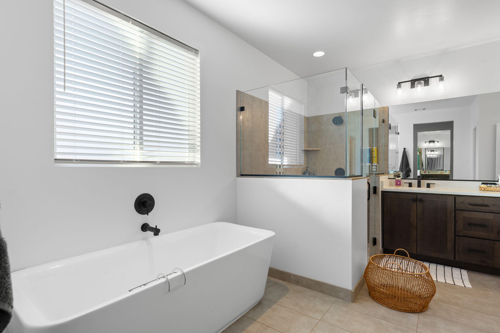 DESERT HEIGHTS - Residential