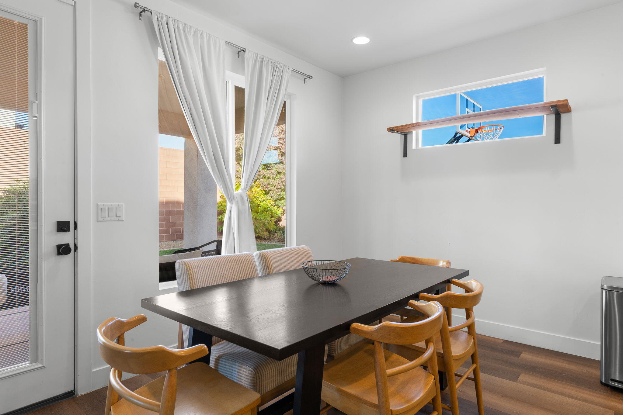 DESERT HEIGHTS - Residential