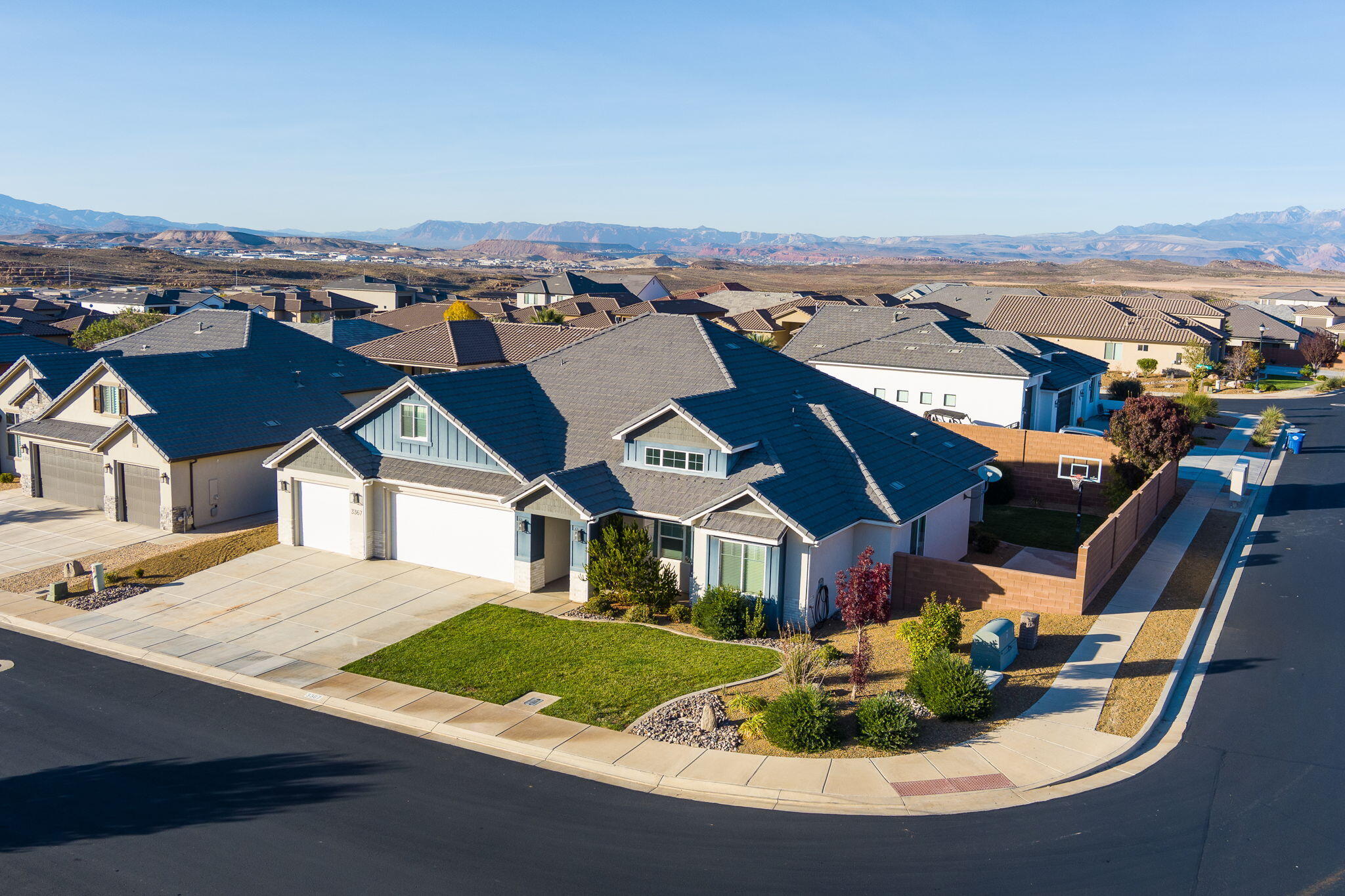 DESERT HEIGHTS - Residential