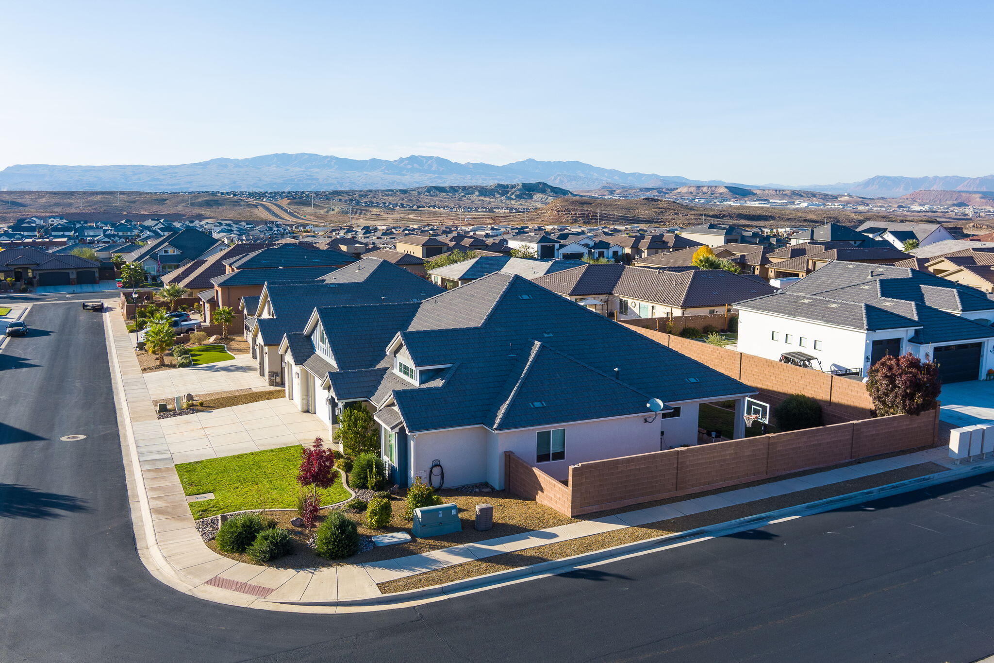 DESERT HEIGHTS - Residential