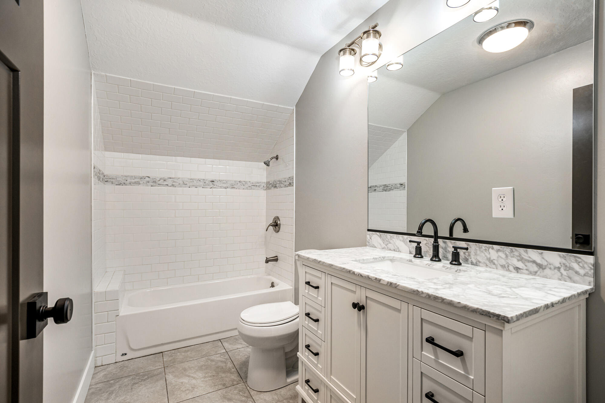 IVINS TOWNSITE - Residential