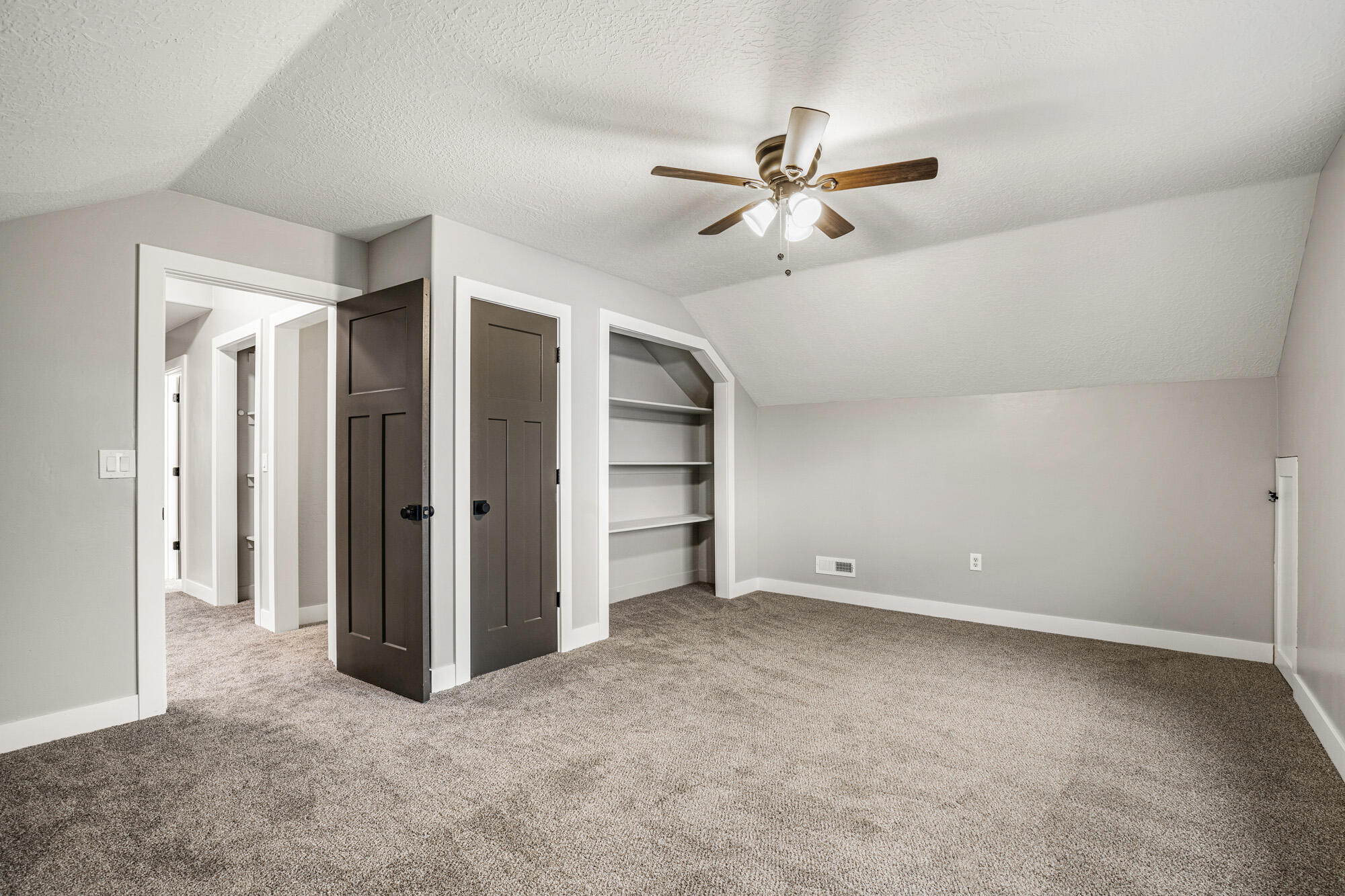 IVINS TOWNSITE - Residential
