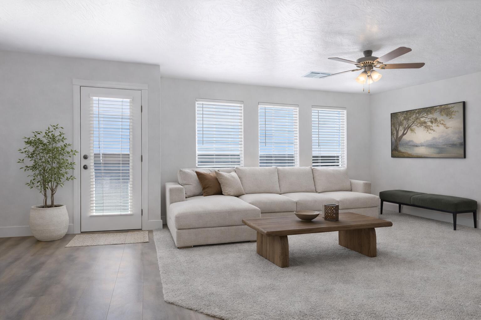 DESERT HOLLOW - Residential