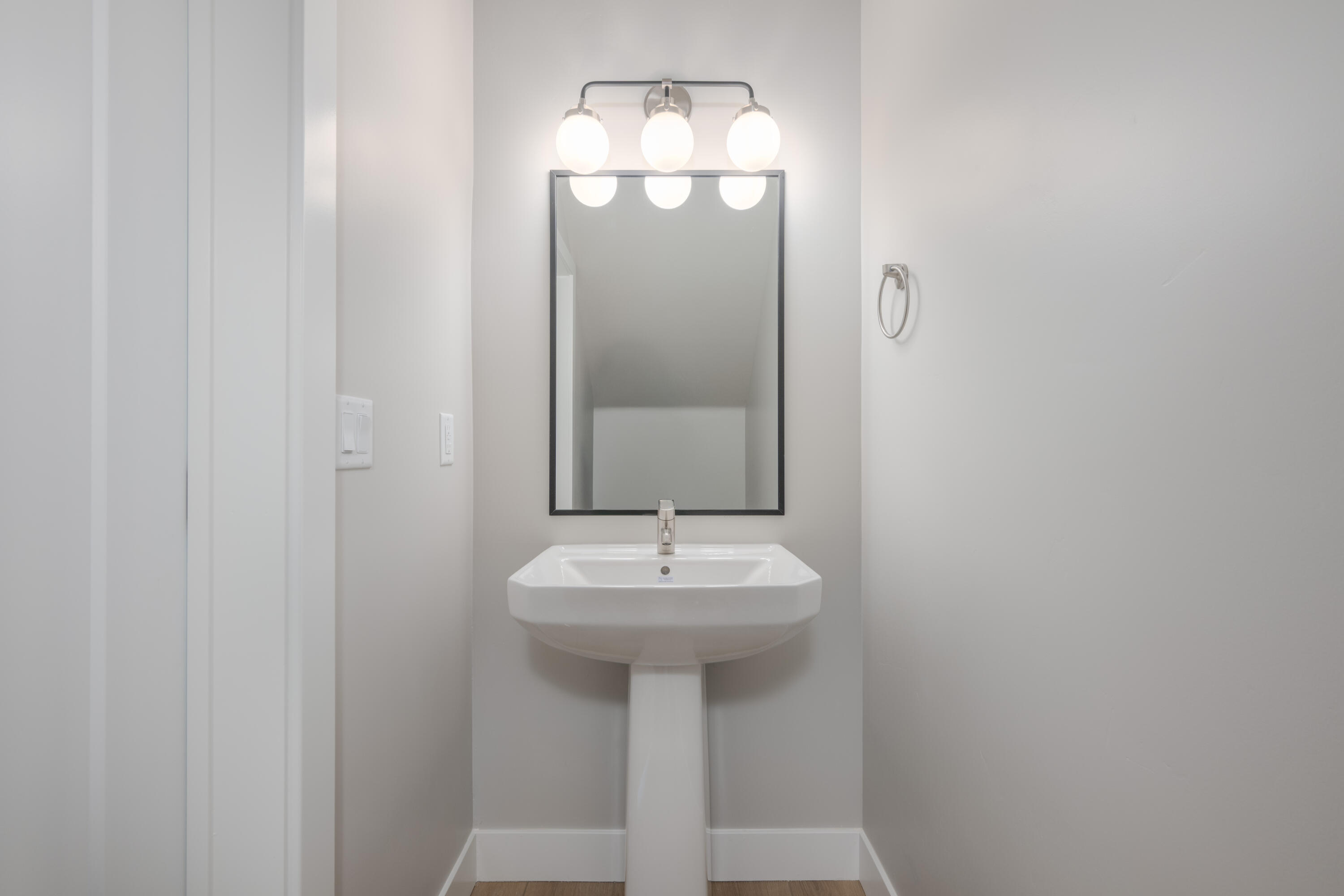 RISE AT CORAL CANYON - Residential