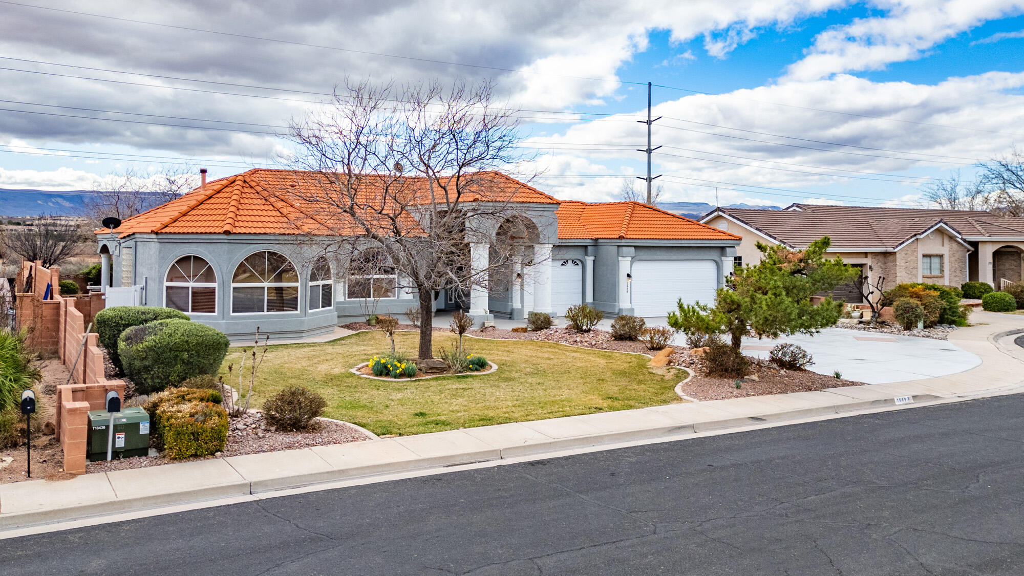 BLOOMINGTON LANE - Residential