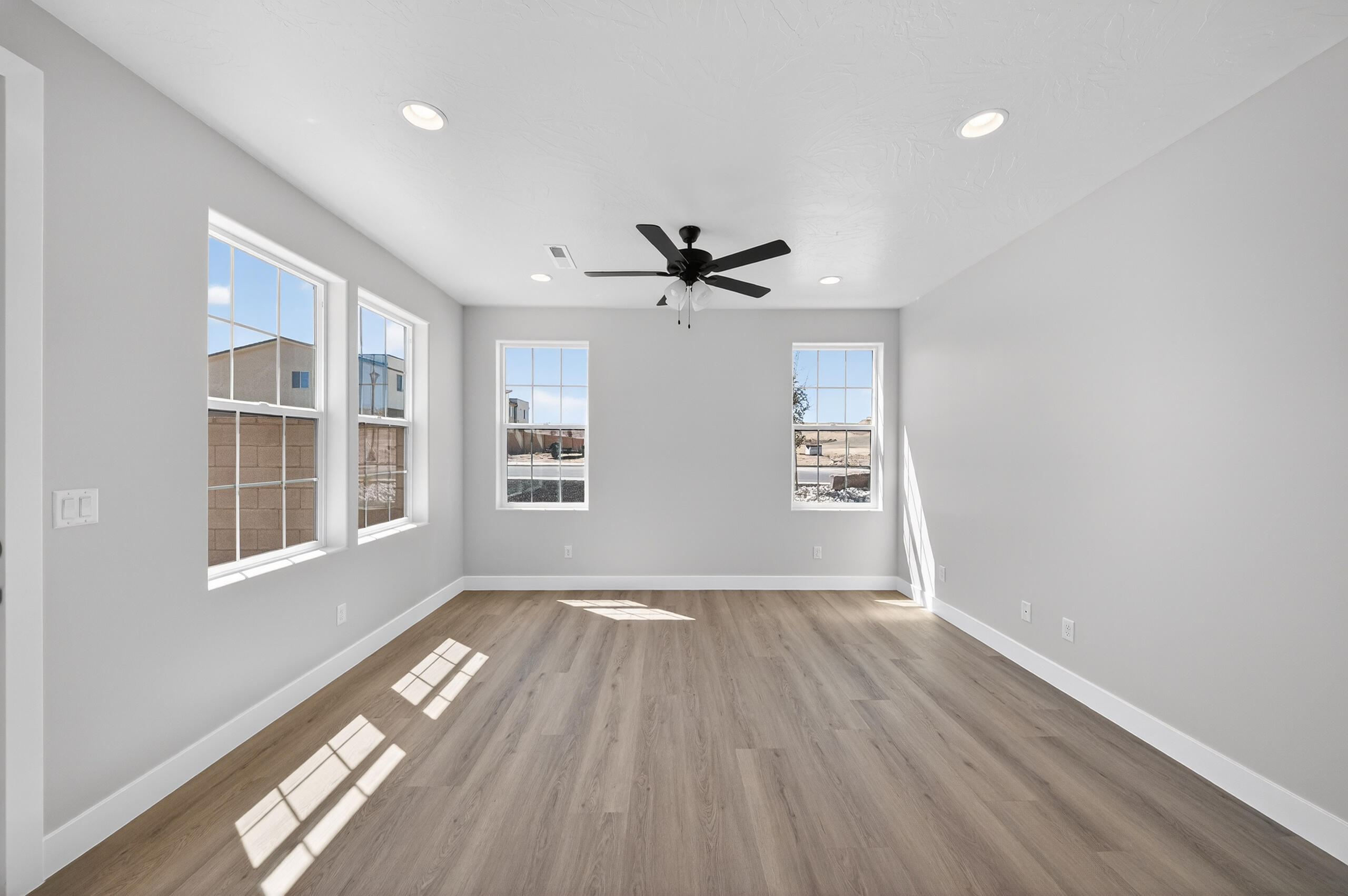 SOUTH DESERT PD - Residential