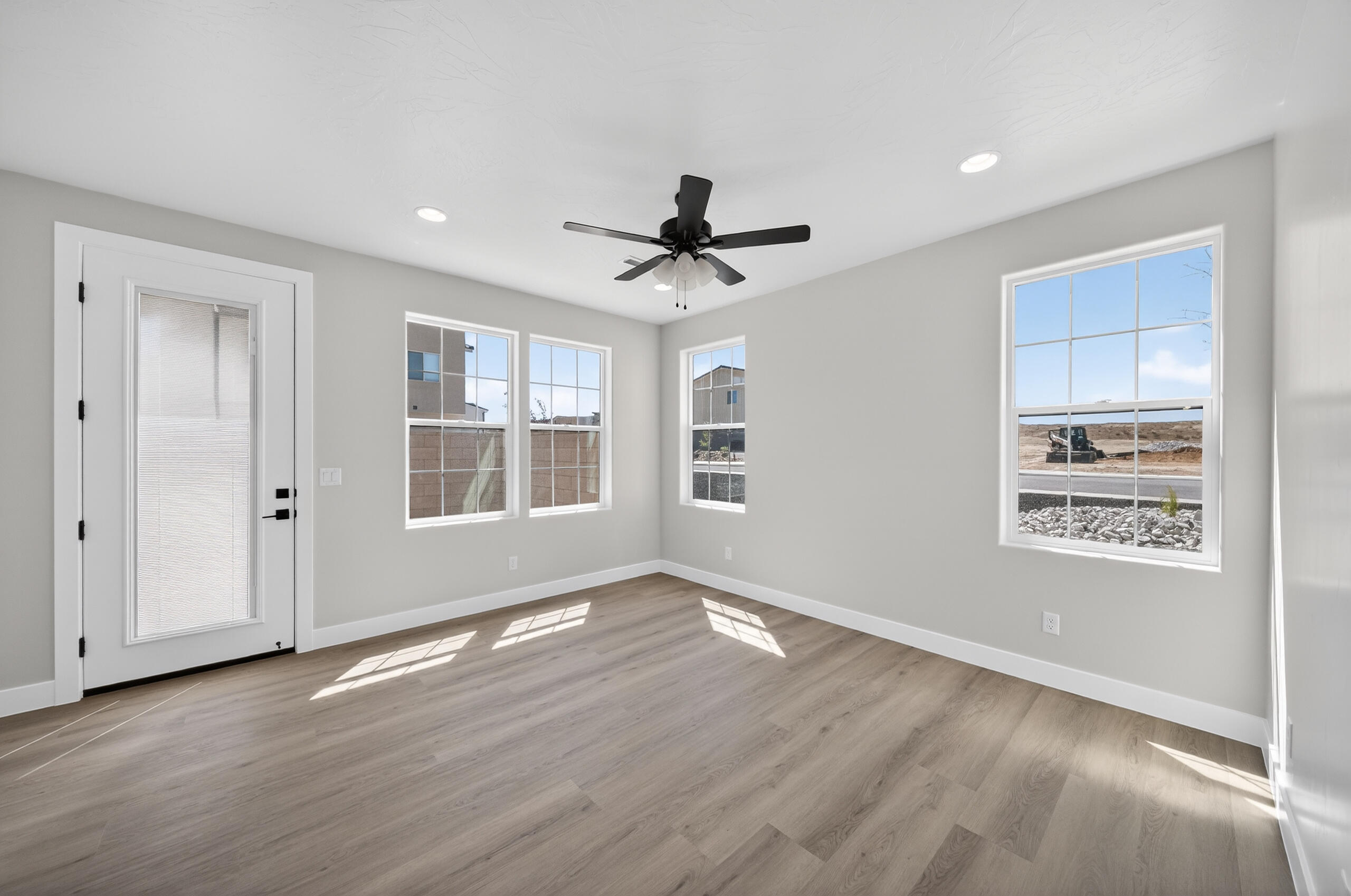 SOUTH DESERT PD - Residential