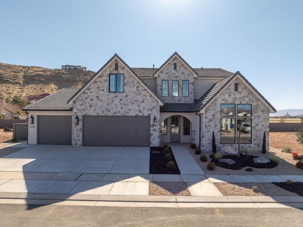 Photo of 408 Old Stone, Washington, UT 84780 (MLS # 26-271383)