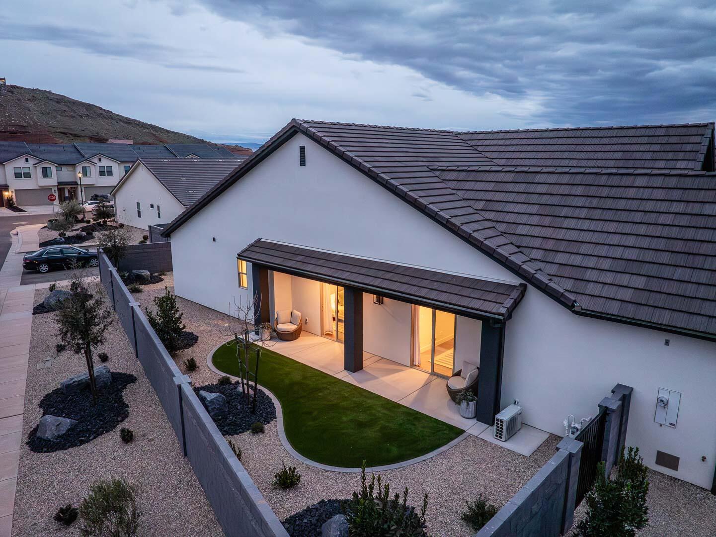 HERITAGE PLACE - Residential