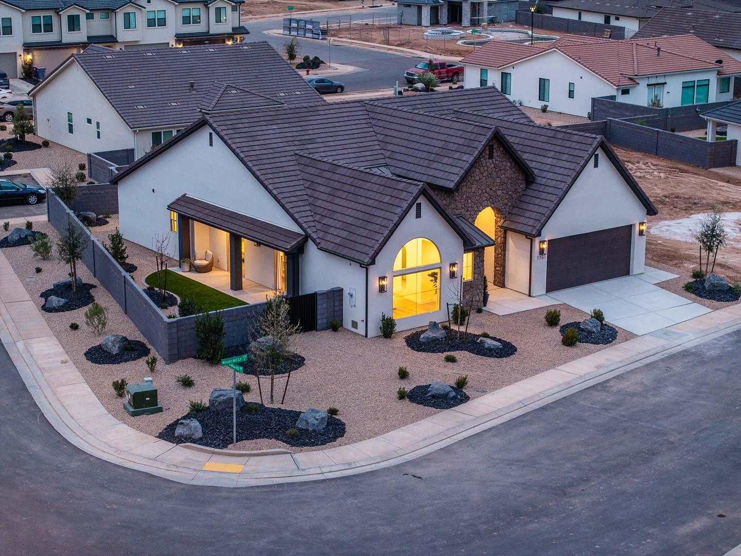 HERITAGE PLACE - Residential