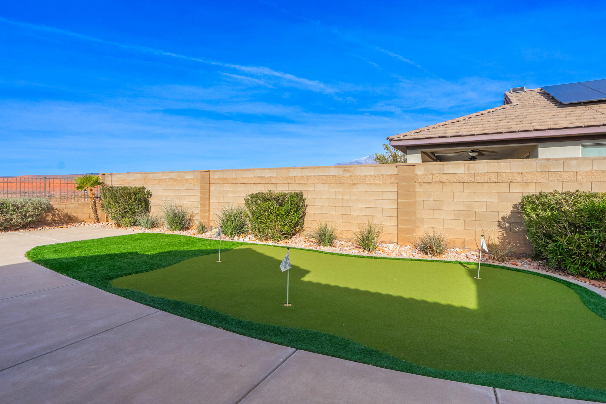 HIGHLAND PARK AT THE CORAL CANYON - Residential