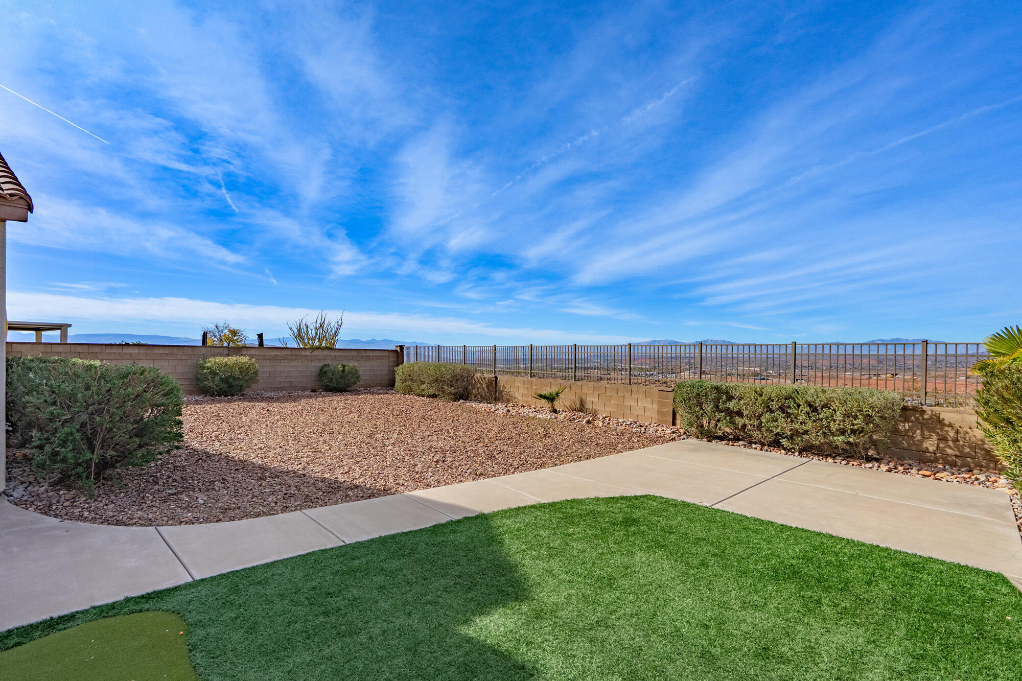 HIGHLAND PARK AT THE CORAL CANYON - Residential