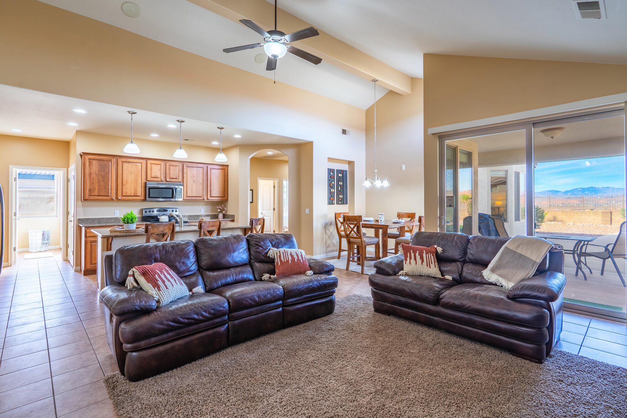 HIGHLAND PARK AT THE CORAL CANYON - Residential