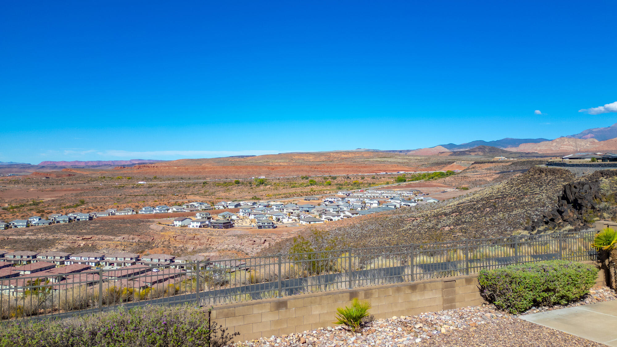 HIGHLAND PARK AT THE CORAL CANYON - Residential