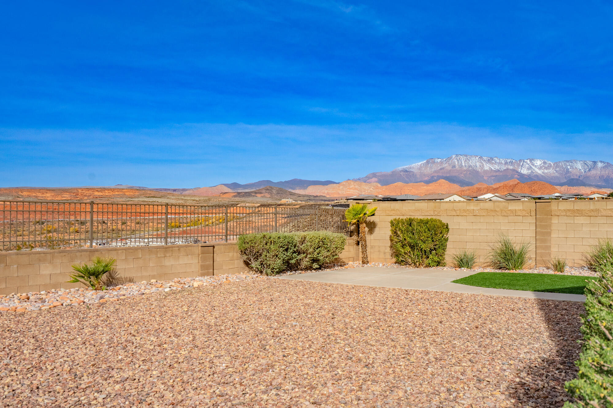 HIGHLAND PARK AT THE CORAL CANYON - Residential