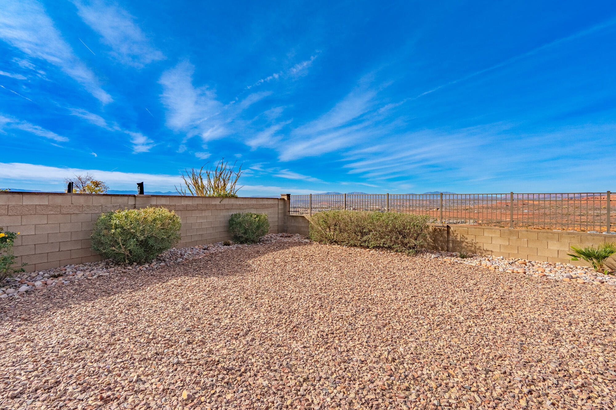 HIGHLAND PARK AT THE CORAL CANYON - Residential