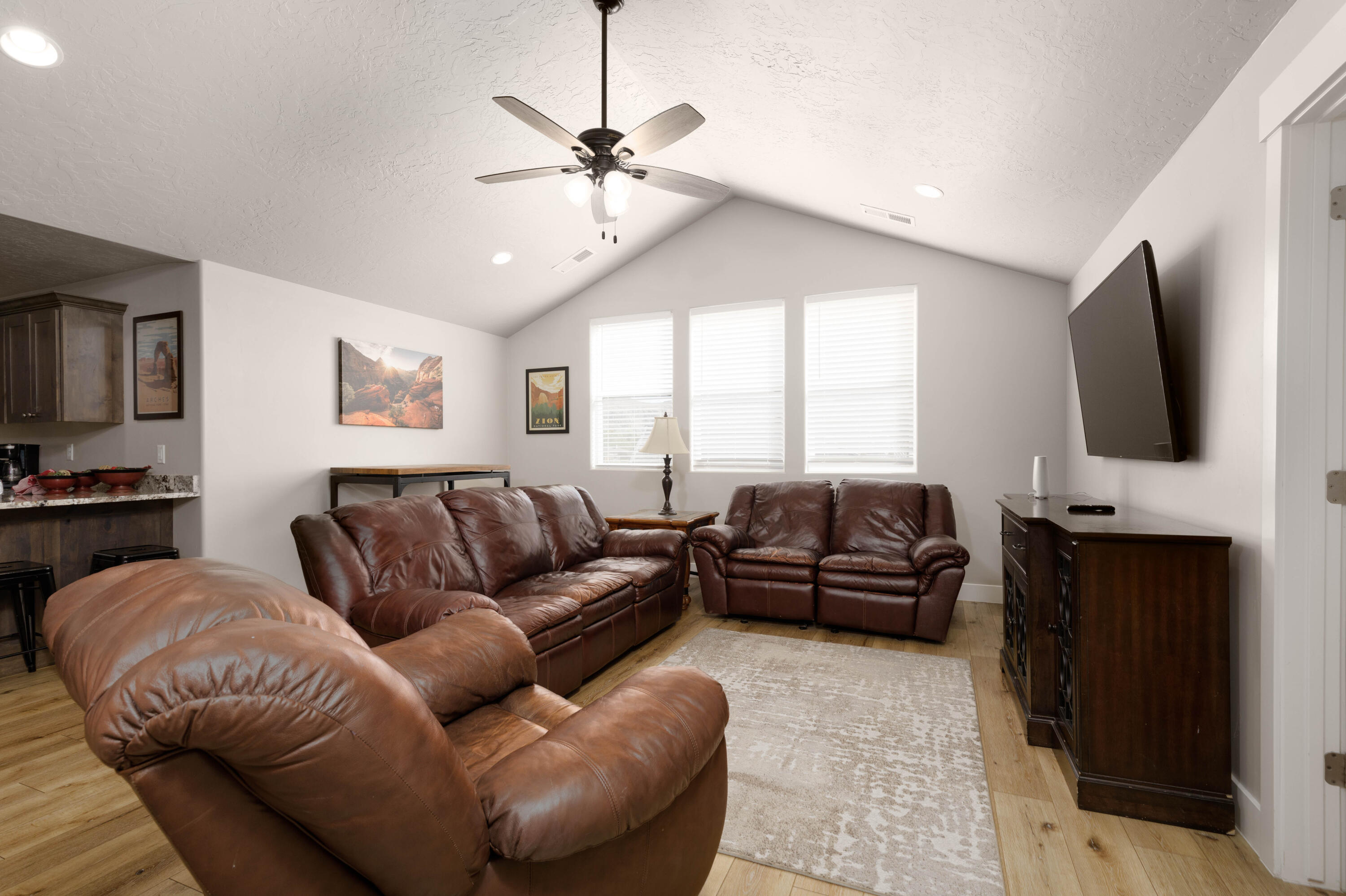 HARDCASTLE ESTATES - Residential