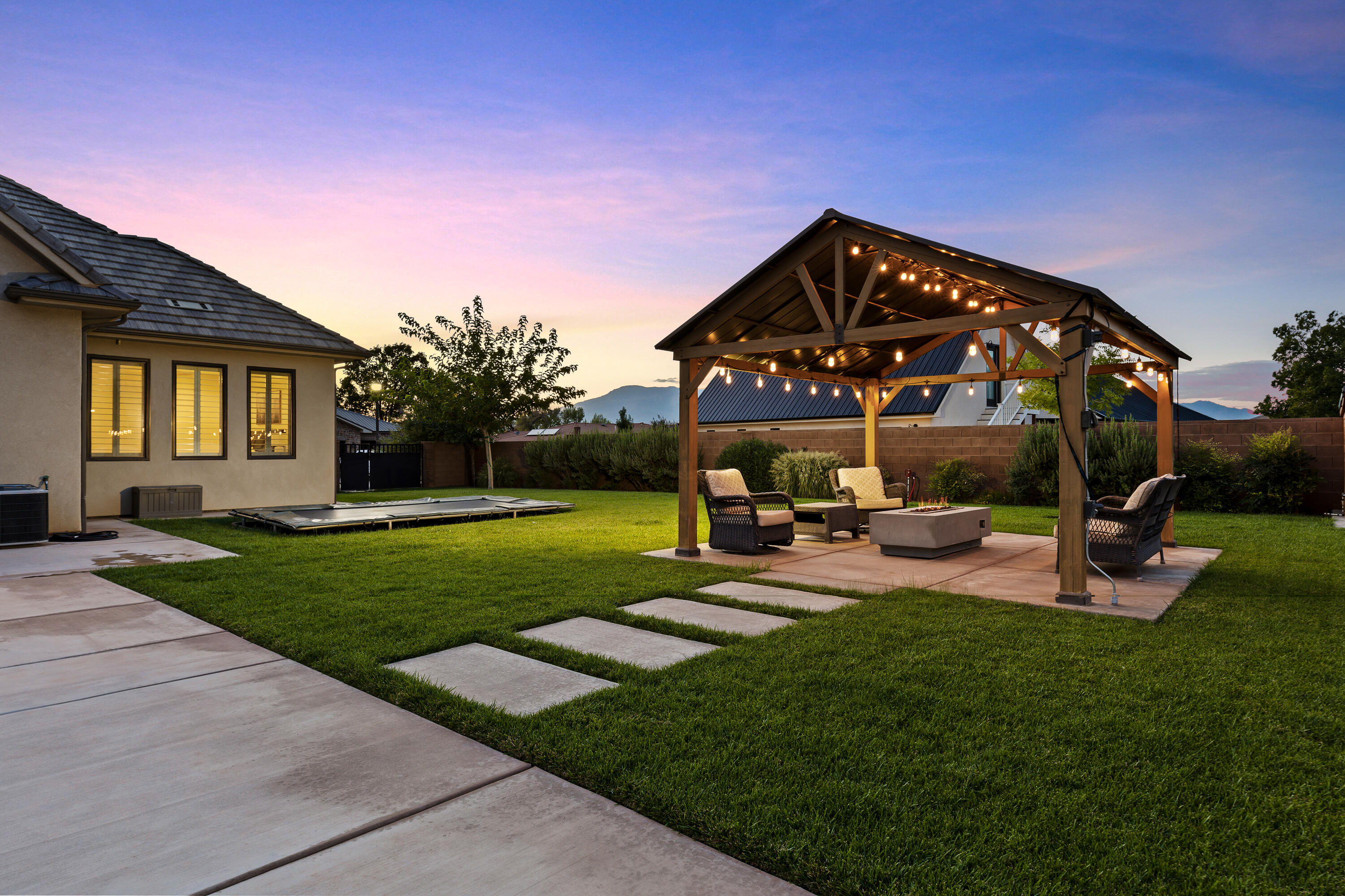 HARDCASTLE ESTATES - Residential