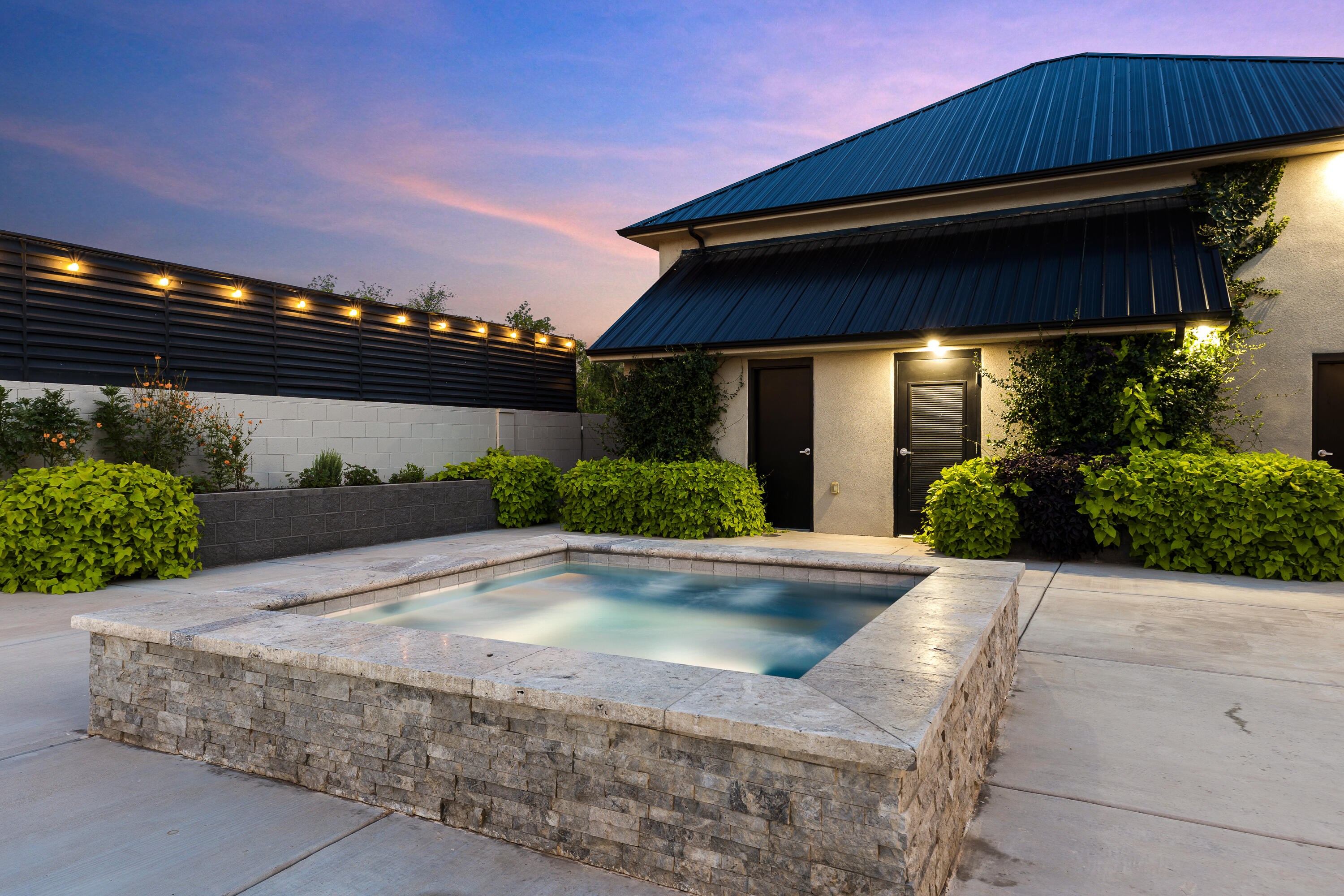 HARDCASTLE ESTATES - Residential