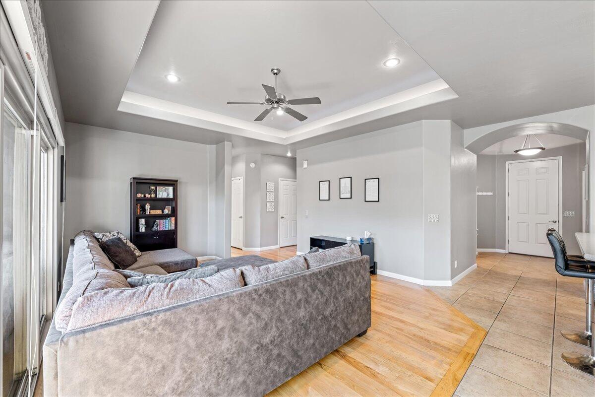 RIVER CREST TOWNHOMES - Residential